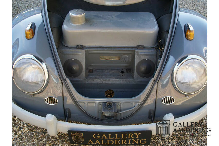 Imagen 28/50 de Volkswagen Maggiolino 1200 Standard &quot;Ovali&quot; (1955)