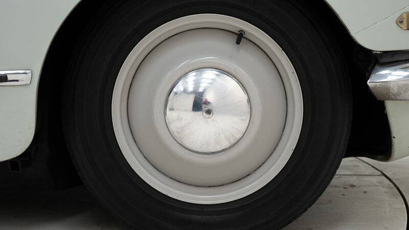 Image 11/15 de Citroën ID 19 Break (1965)