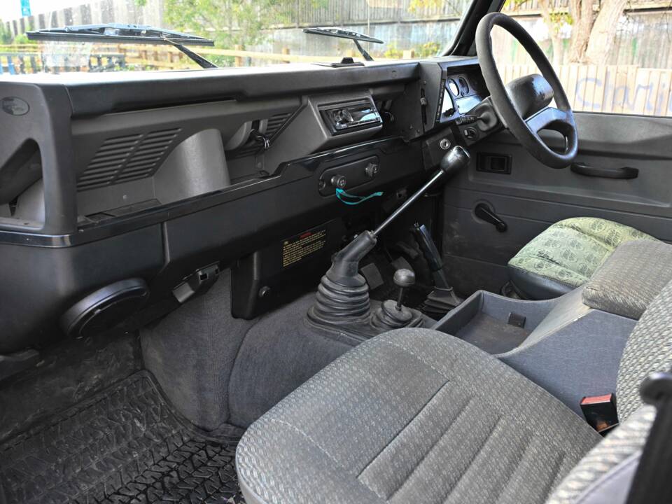 Image 25/50 of Land Rover Defender 110 300Tdi (1998)