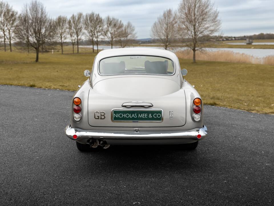 Immagine 16/74 di Aston Martin DB 5 Vantage (1964)