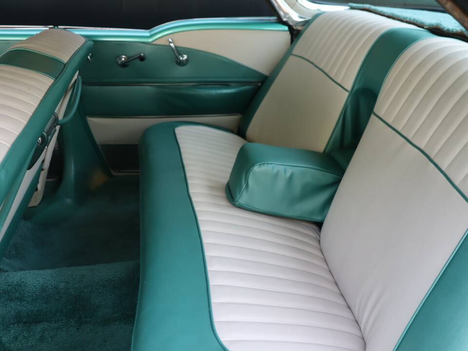 Image 35/50 of Buick 60 Century Riviera (1955)