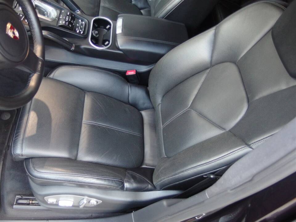 Imagen 46/97 de Porsche Cayenne Turbo (2011)