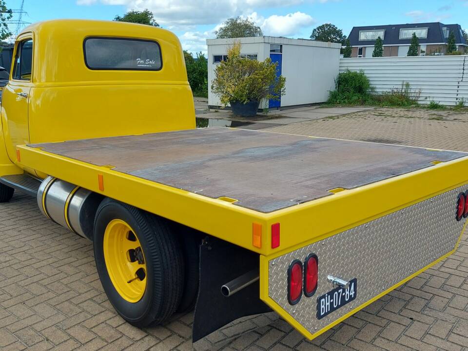 Image 5/8 of GMC 3500 1-ton (1953)