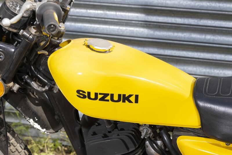 Image 9/20 of Suzuki DUMMY (1974)