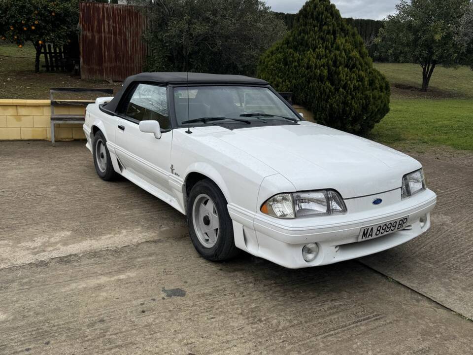 Bild 1/8 von Ford Mustang III (1989)