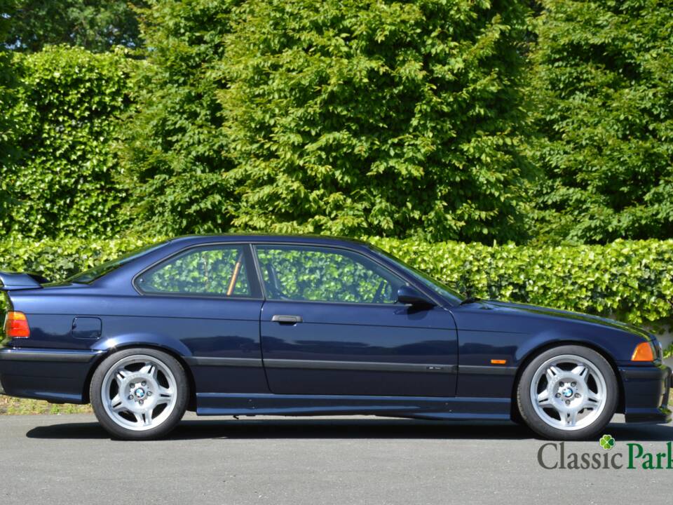 Image 6/50 de BMW 323i (1998)