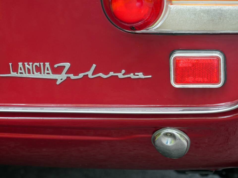 Image 18/36 of Lancia Fulvia Coupe HF 1.6 (1971)