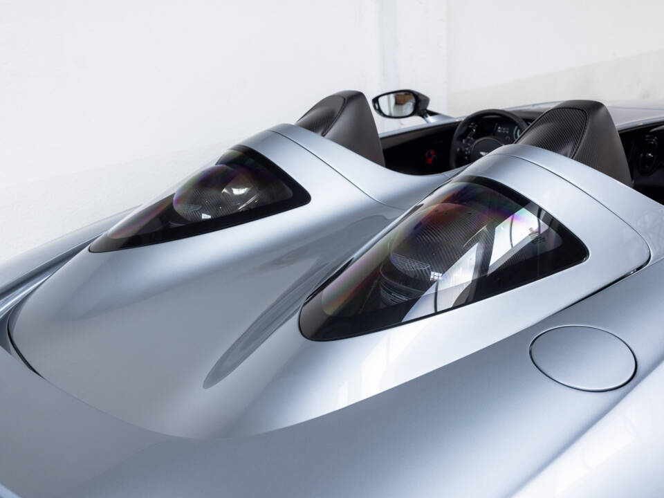 Bild 41/47 von Aston Martin V12 Speedster (2021)