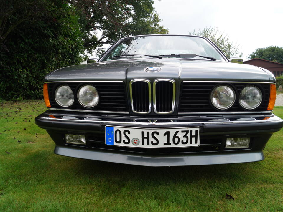 Imagen 2/36 de BMW 635 CSi (1986)