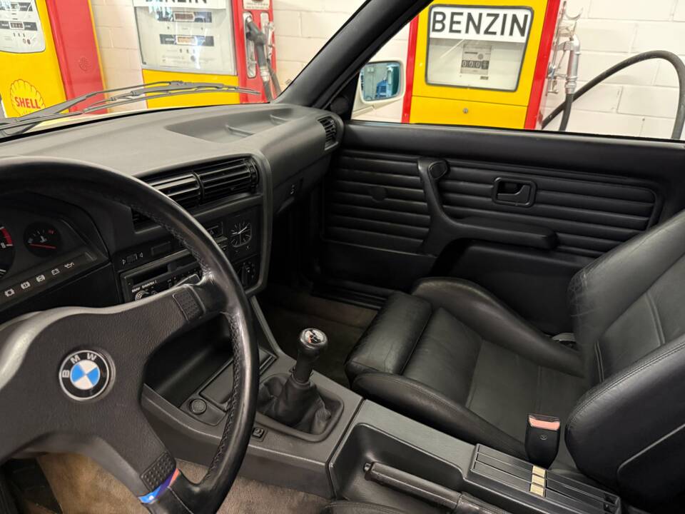 Image 10/20 of BMW M3 (1991)