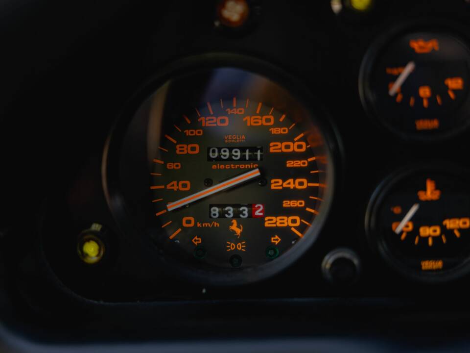 Image 34/60 of Ferrari 328 GTS (1986)