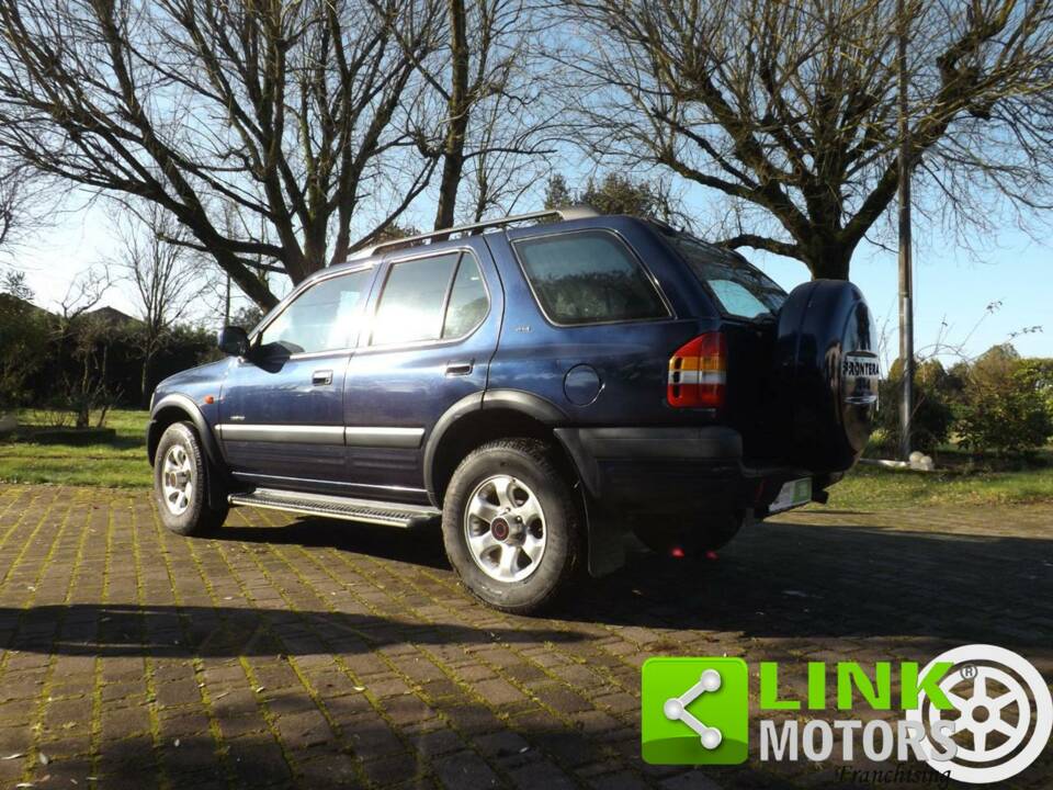 Bild 8/10 von Opel Frontera 2.2. DTI 16V (1999)