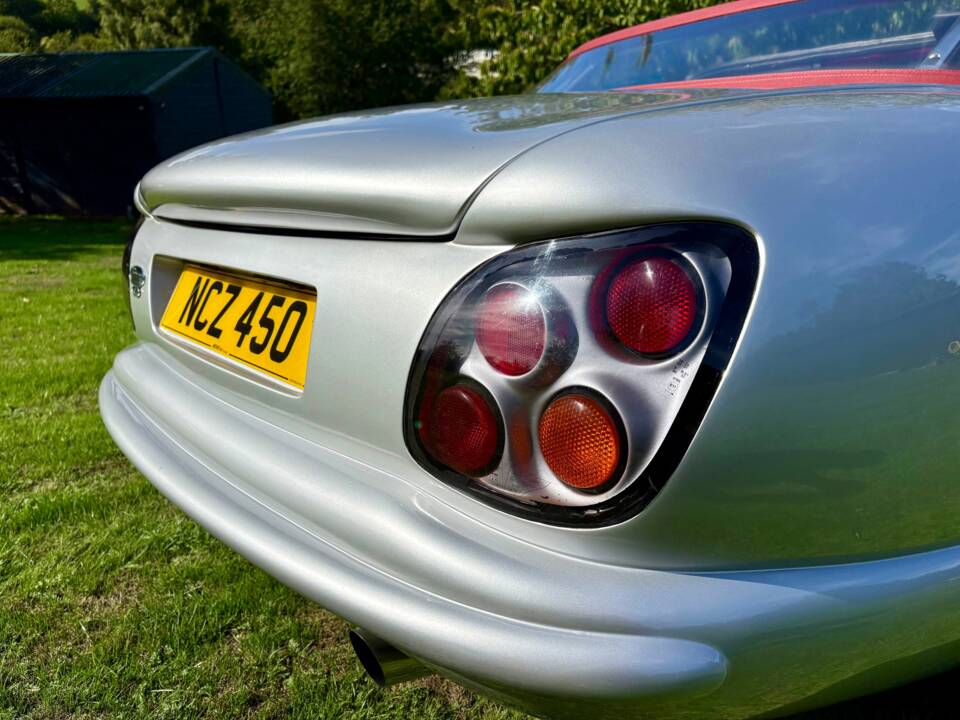 Image 13/54 of TVR Chimaera 4.5 (1998)