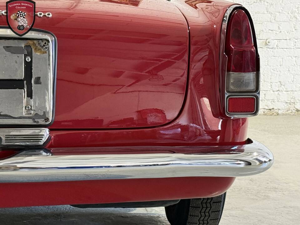 Bild 62/76 von Alfa Romeo 2600 Spider (1964)