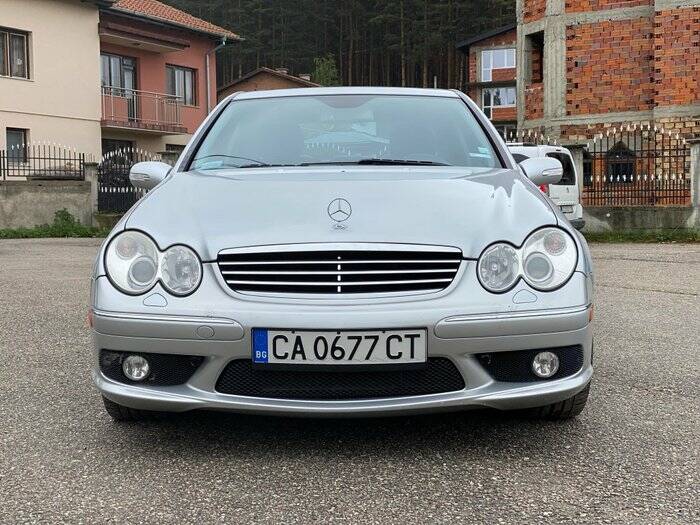 Immagine 7/7 di Mercedes-Benz CLS 55 AMG (2006)