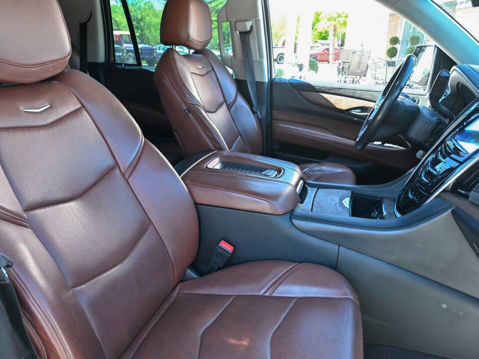 Bild 48/50 von Cadillac Escalade (2019)