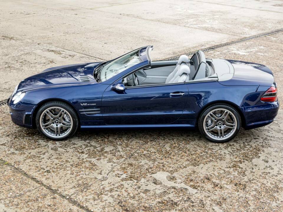 Image 4/42 of Mercedes-Benz SL 65 AMG (2006)