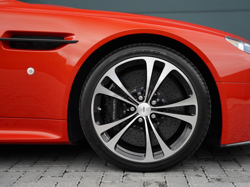 Bild 43/50 von Aston Martin V12 Zagato (2012)