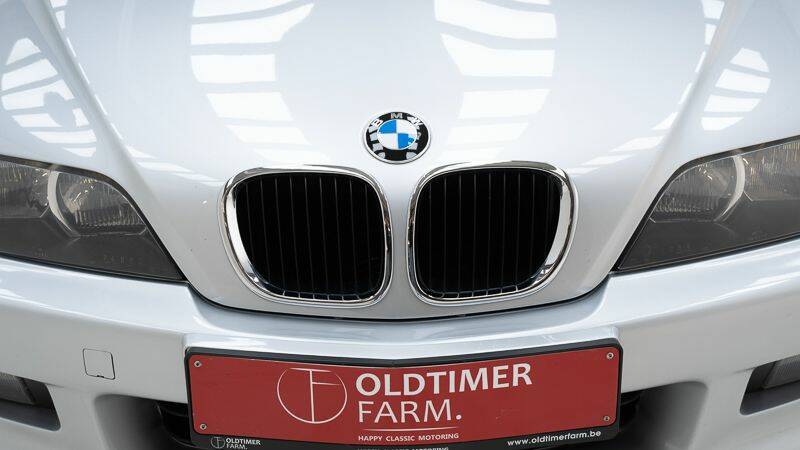 Bild 13/15 von BMW Z3 2.2i (2001)