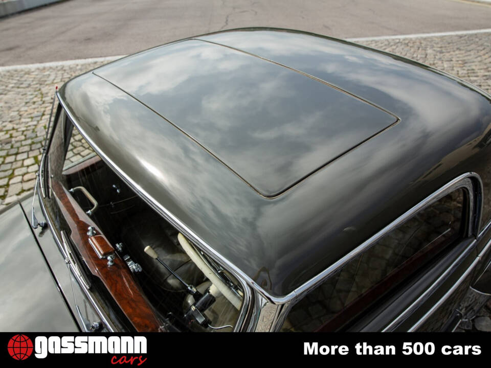 Image 9/15 de Mercedes-Benz 220 Coupe (1954)