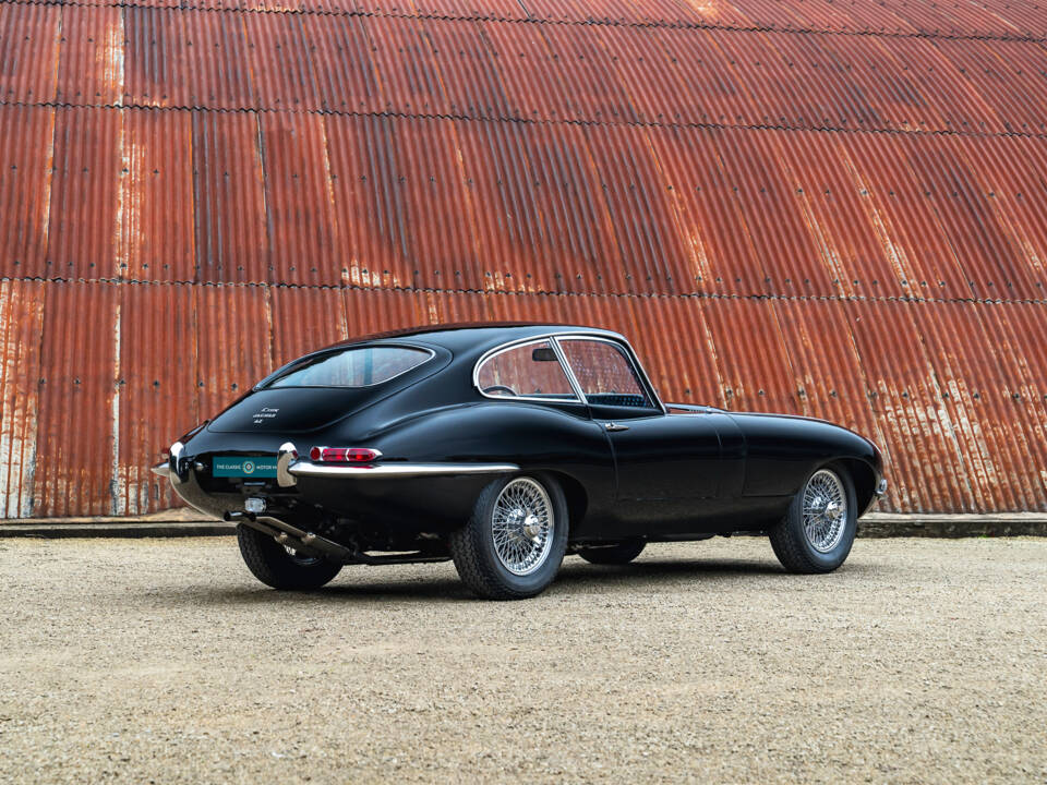 Afbeelding 4/27 van Jaguar E-Type 4.2 (1967)