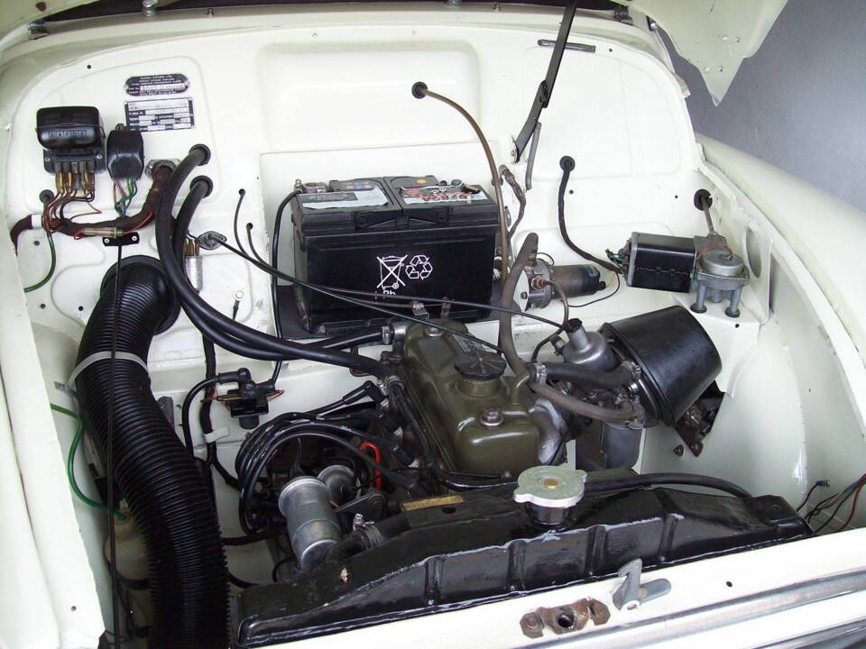Image 5/15 of Morris Minor 1000 Traveller (1971)