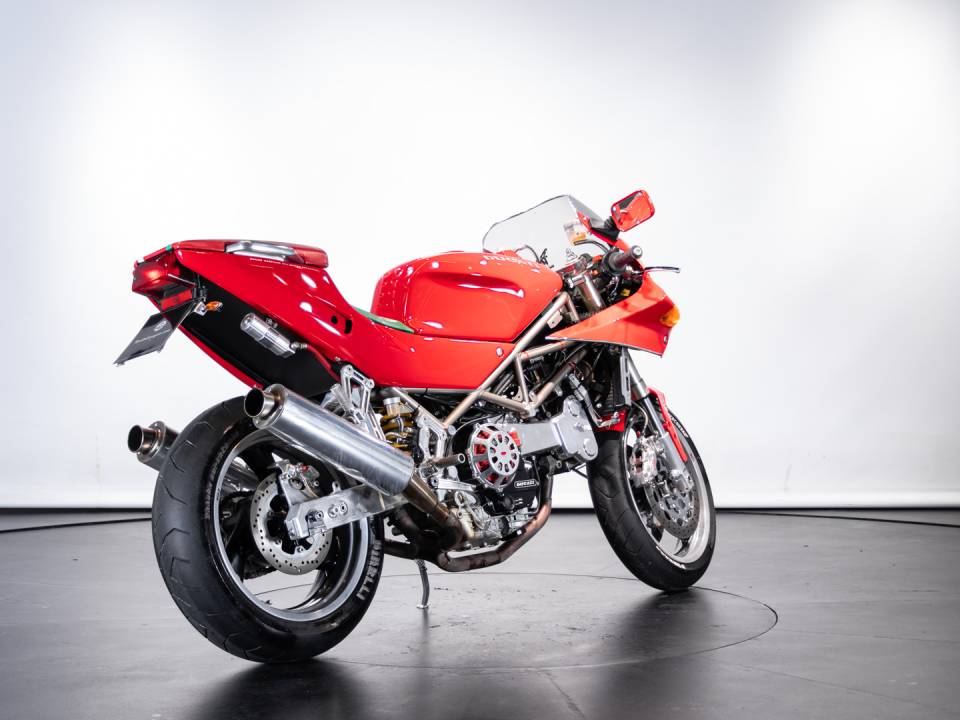 Image 4/50 of Ducati DUMMY (1993)