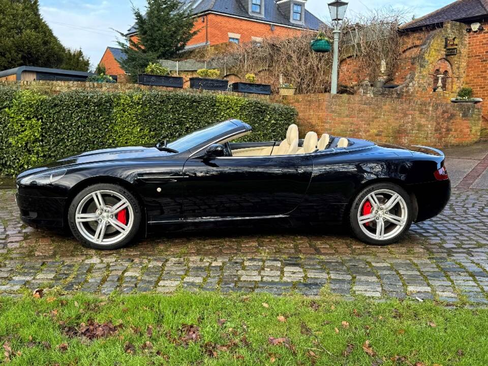 Image 7/37 de Aston Martin DB 9 Volante (2008)