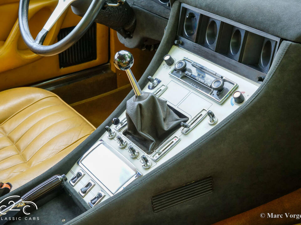 Image 20/80 of Ferrari 365 GTC&#x2F;4 (1972)