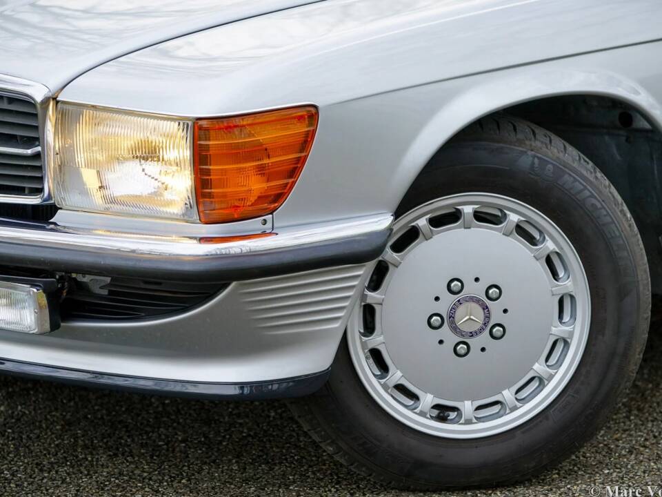 Bild 13/59 von Mercedes-Benz 280 SL (1985)