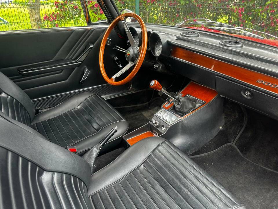 Image 11/11 of Alfa Romeo 2000 Spider Veloce (1974)
