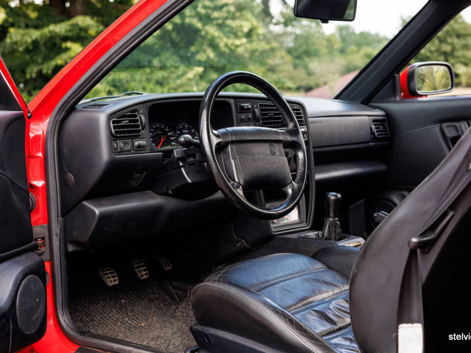 Immagine 16/20 di Volkswagen Corrado VR6 2.9 (1994)