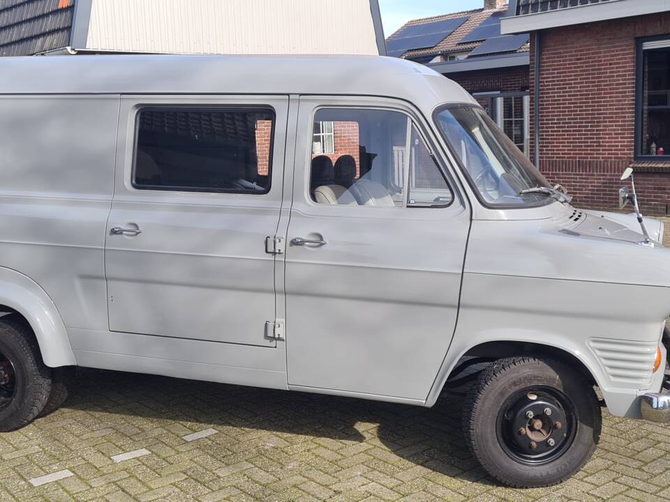 Image 3/10 of Ford Transit FT 1300 (1966)