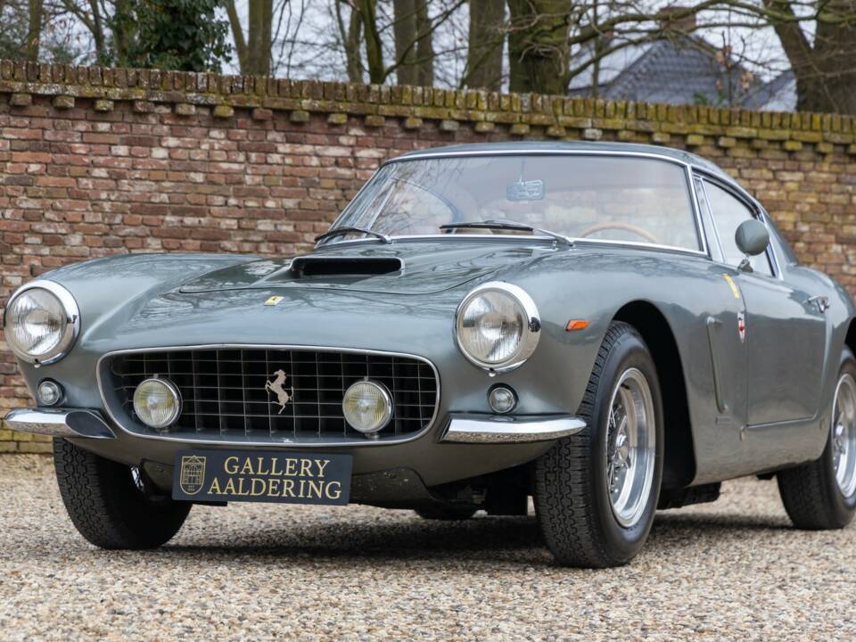 Image 22/50 of Ferrari 250 GT SWB Berlinetta (1962)