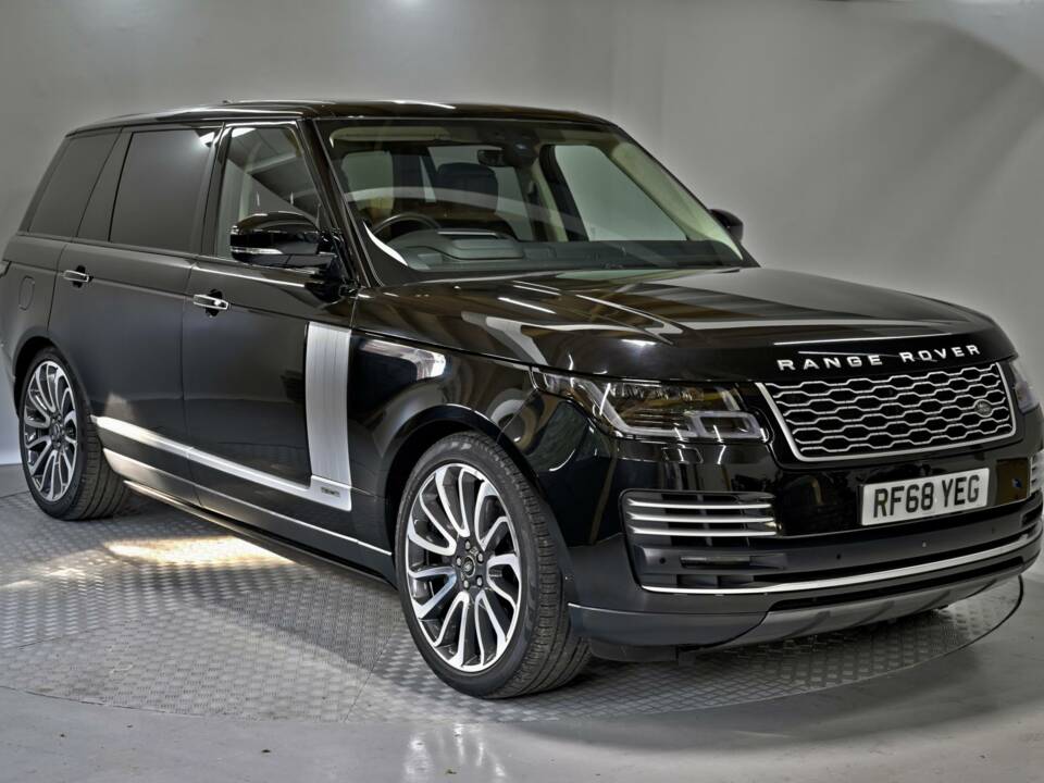 Bild 3/50 von Land Rover Range Rover Autobiography SDV8 (2018)