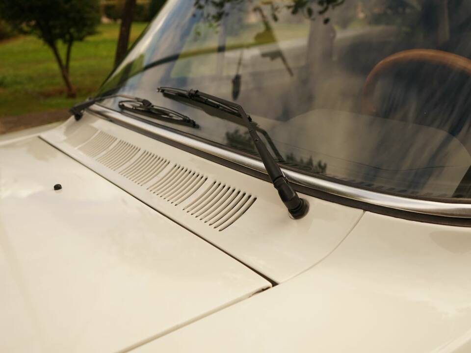 Image 22/100 of Alfa Romeo Giulia Nuova Super 1300 (1977)