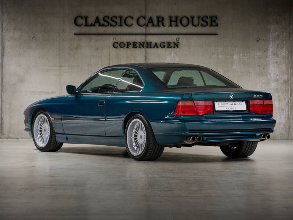 Image 2/81 de BMW 850i (1991)