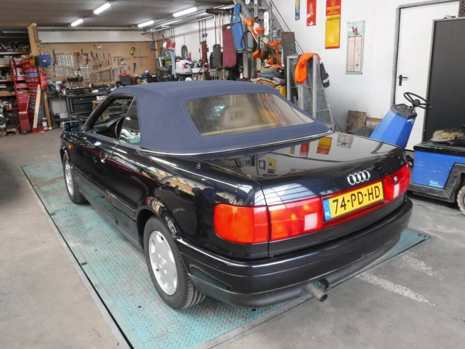 Bild 46/47 von Audi Cabriolet 2.0 E (1995)