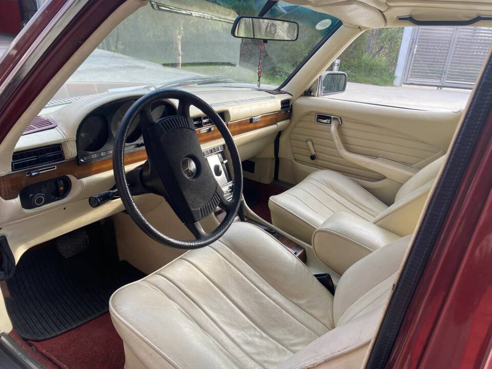 Bild 2/8 von Mercedes-Benz 280 SEL (1979)
