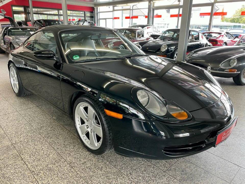 Immagine 6/20 di Porsche 911 Carrera (1998)