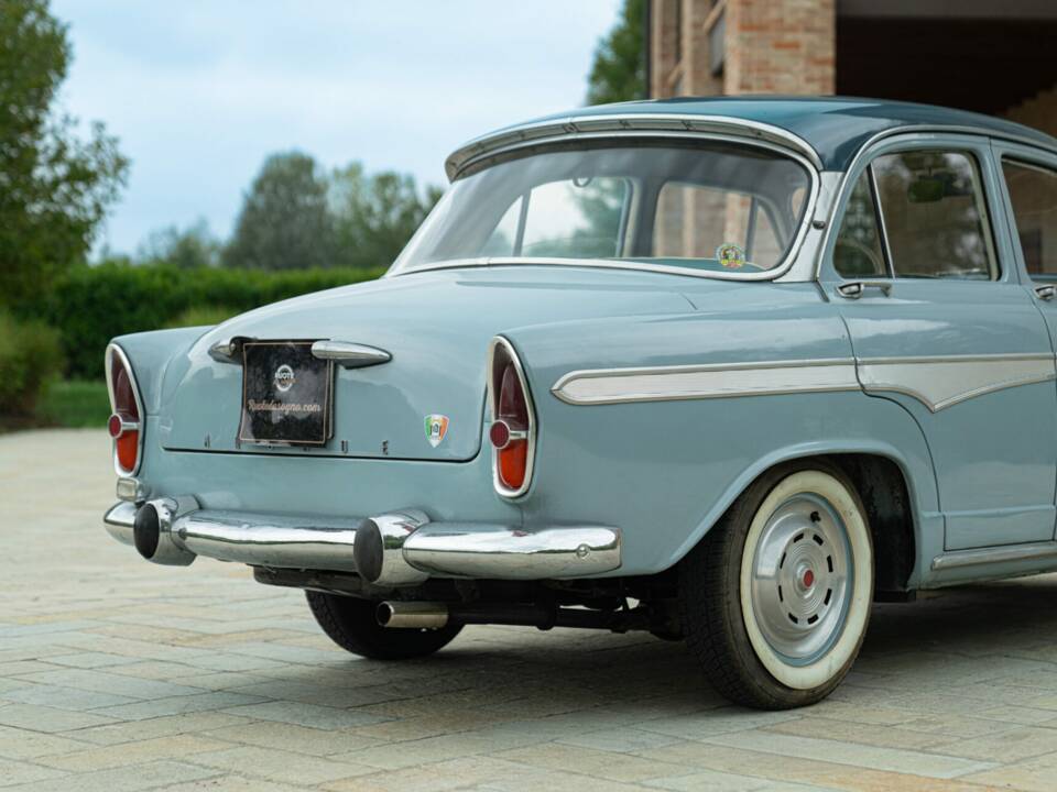 Afbeelding 19/50 van SIMCA Aronde P 60 Monthléry Spéciale (1960)