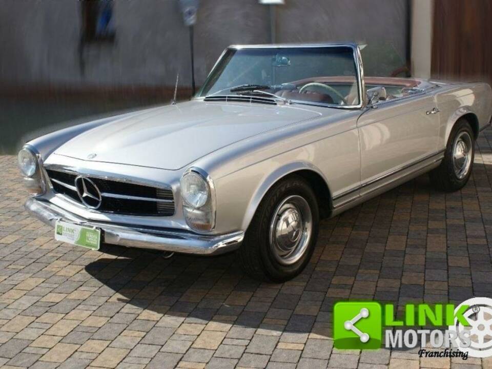 Immagine 7/50 di Mercedes-Benz 230 SL (1967)