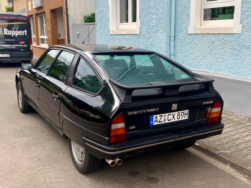 Imagen 48/54 de Citroën CX 25 GTi Turbo 2 (1989)