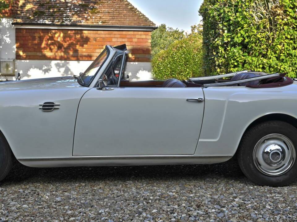 Image 8/38 of Alvis TD 21 (1962)