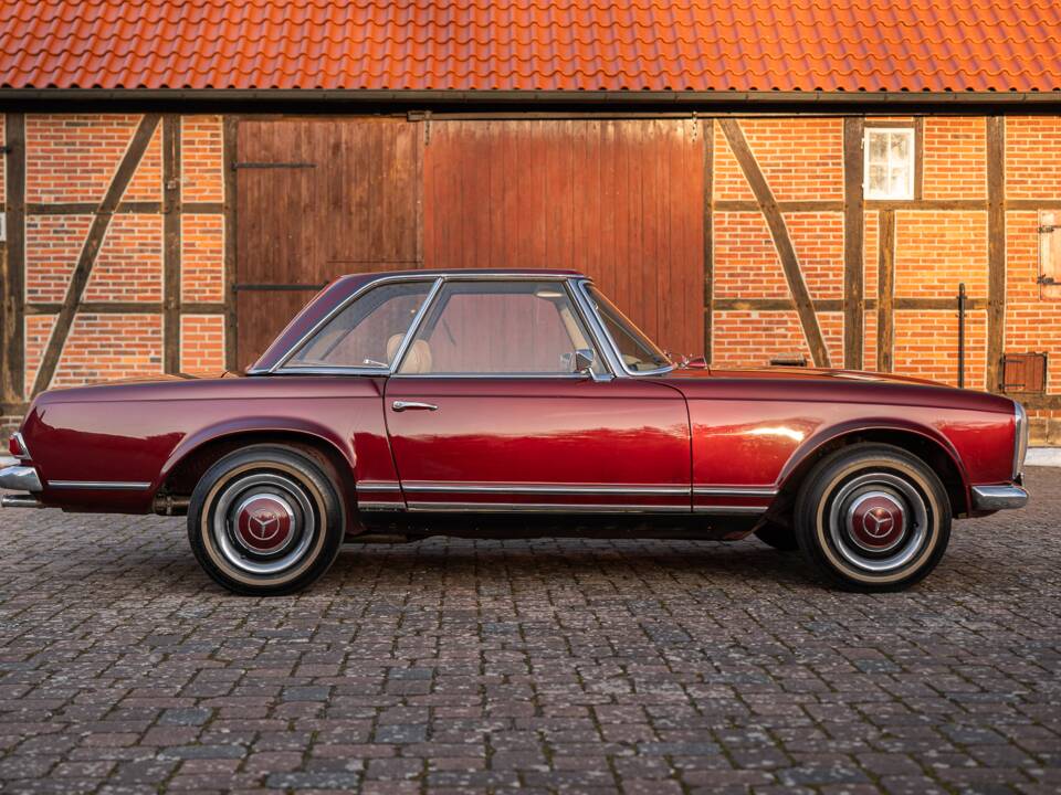 Image 11/70 de Mercedes-Benz 230 SL (1966)