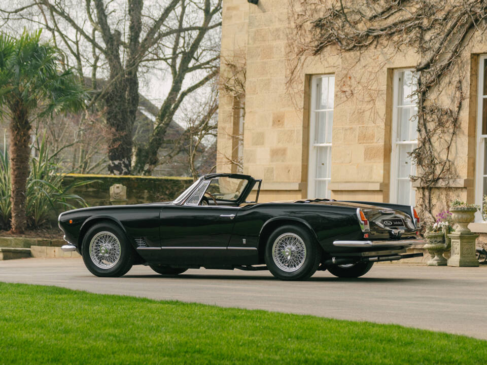 Bild 2/50 von Maserati 3500 GTI Spyder Vignale (1963)