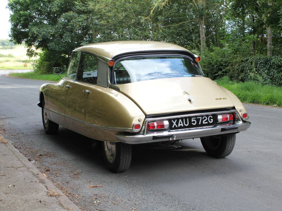 Afbeelding 4/19 van Citroën DS 21 Pallas (1969)