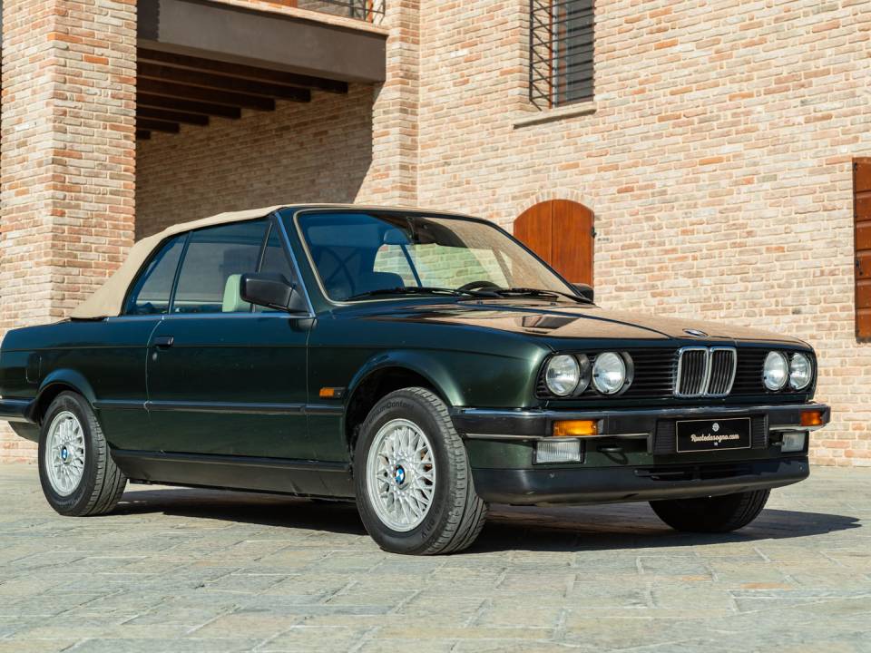 Image 10/43 of BMW 325i (1986)