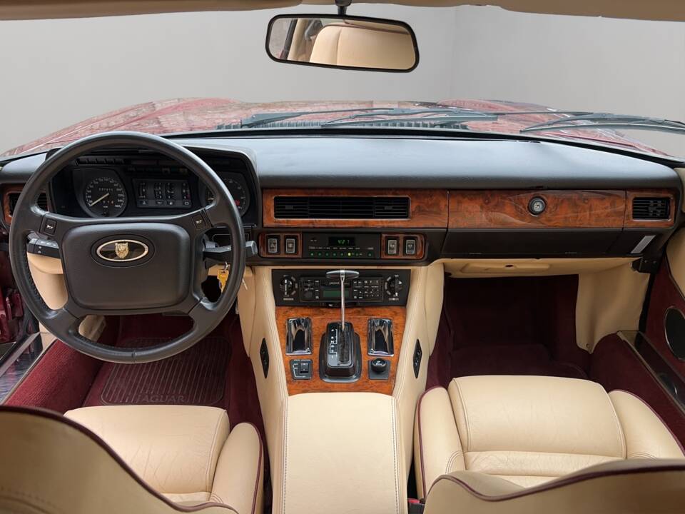 Imagen 13/22 de Jaguar XJ-S V12 (1990)