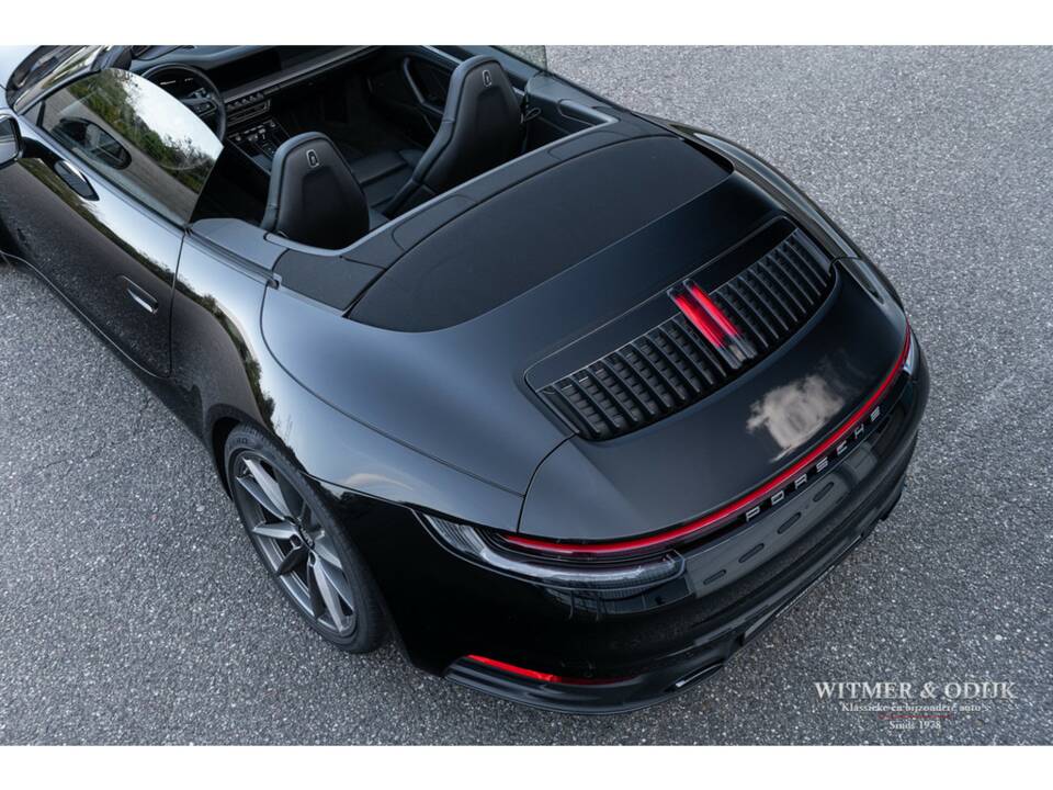 Image 24/44 of Porsche 911 Carrera (2020)